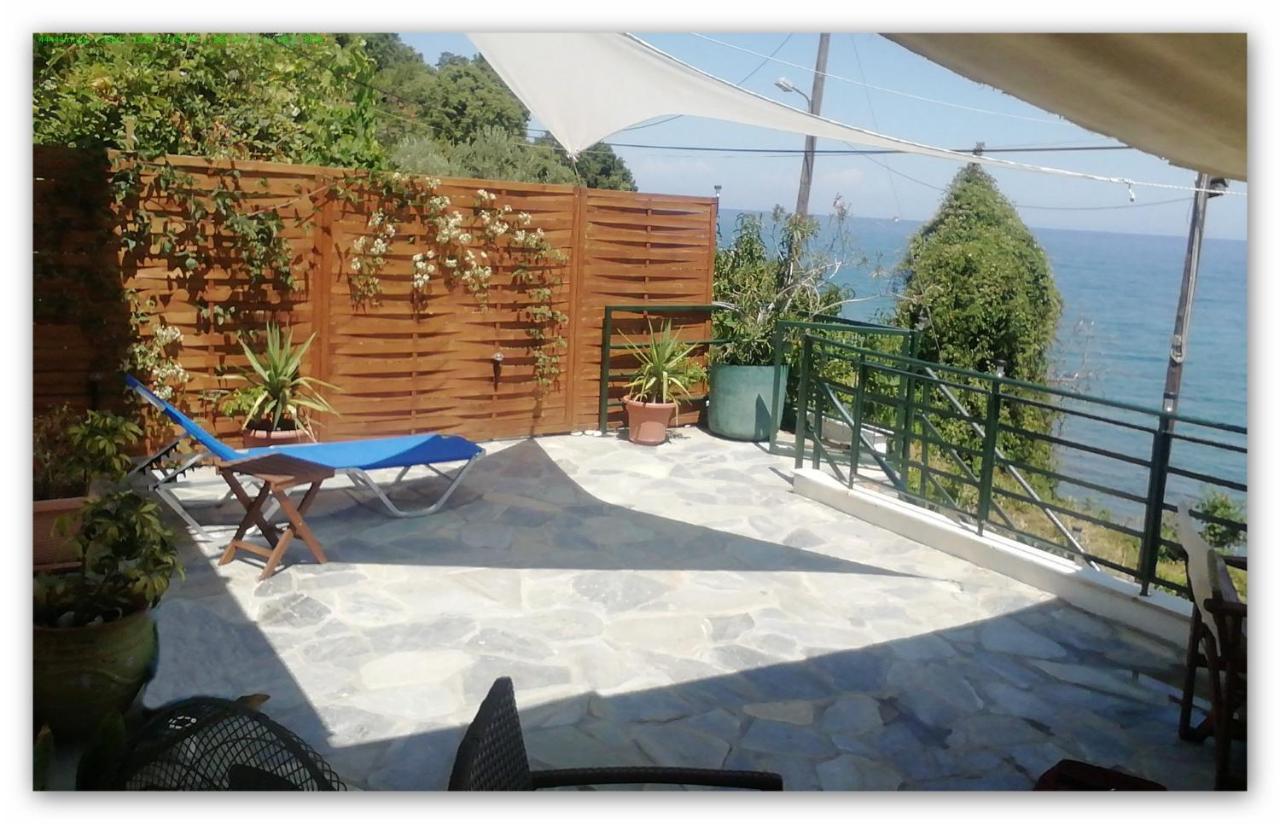 Kamari Guesthouse Keramidhion Exterior photo